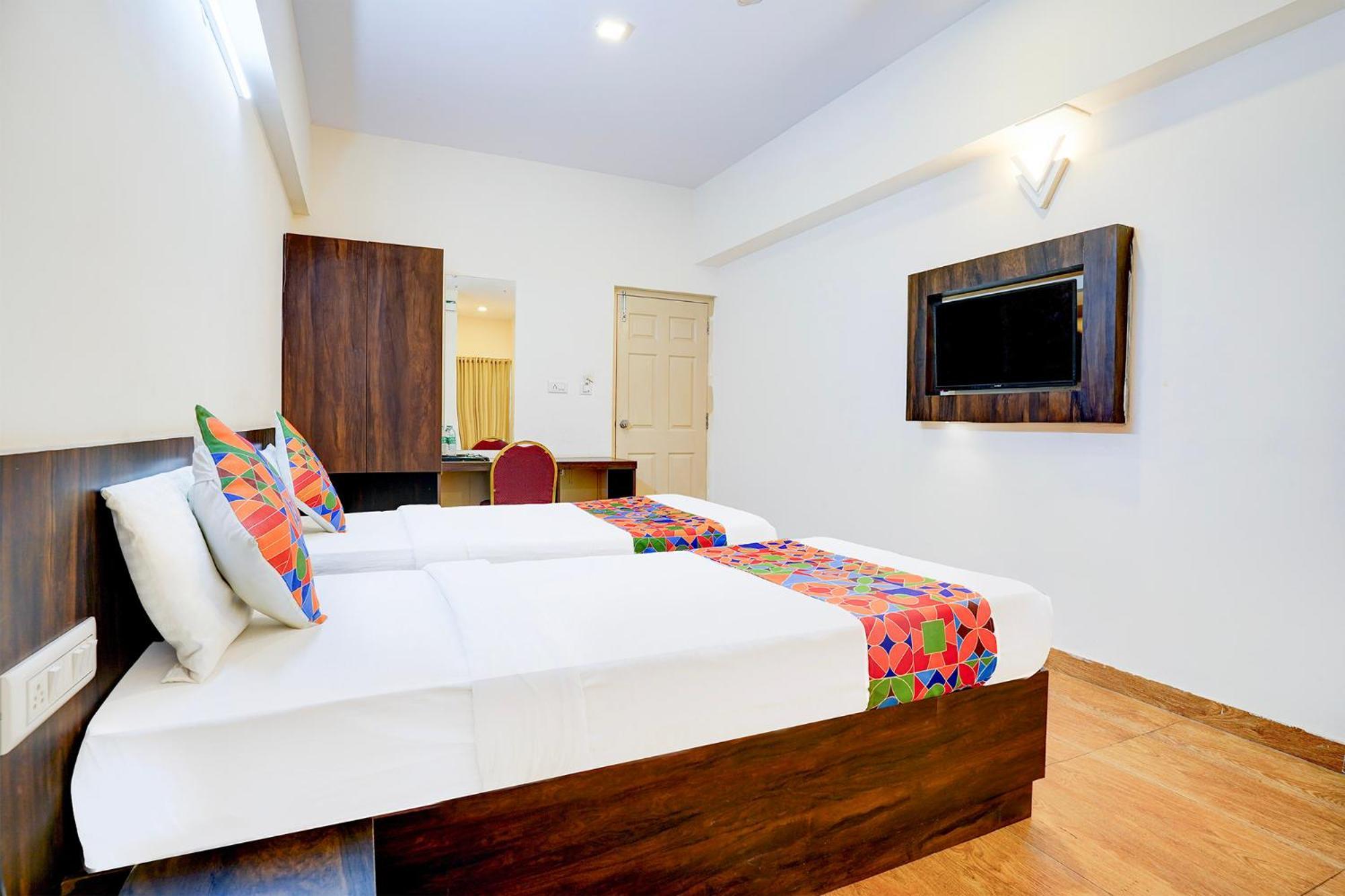 Fabhotel Grk Comforts - Jayanagar Bangalore Bagian luar foto