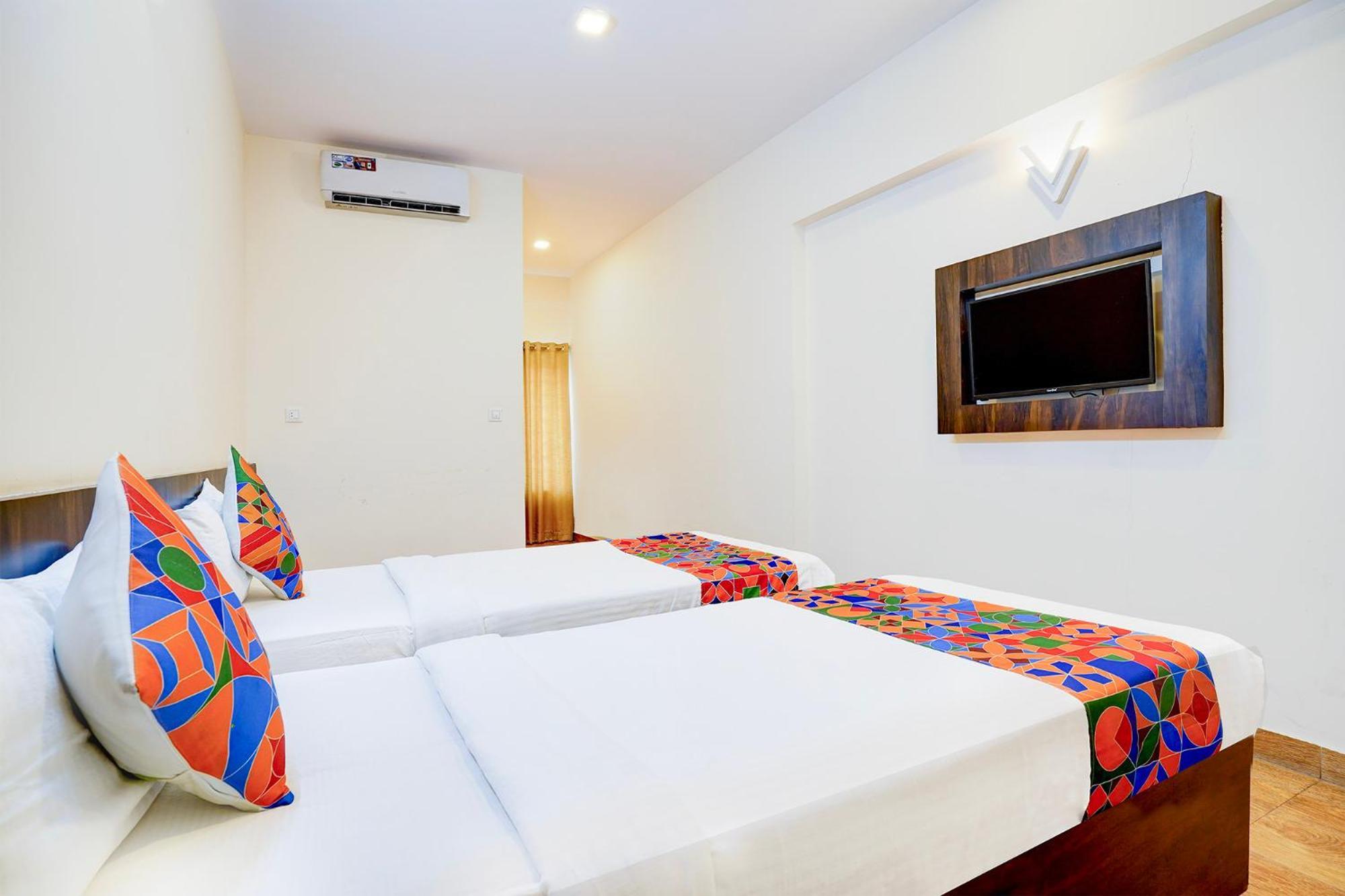 Fabhotel Grk Comforts - Jayanagar Bangalore Bagian luar foto