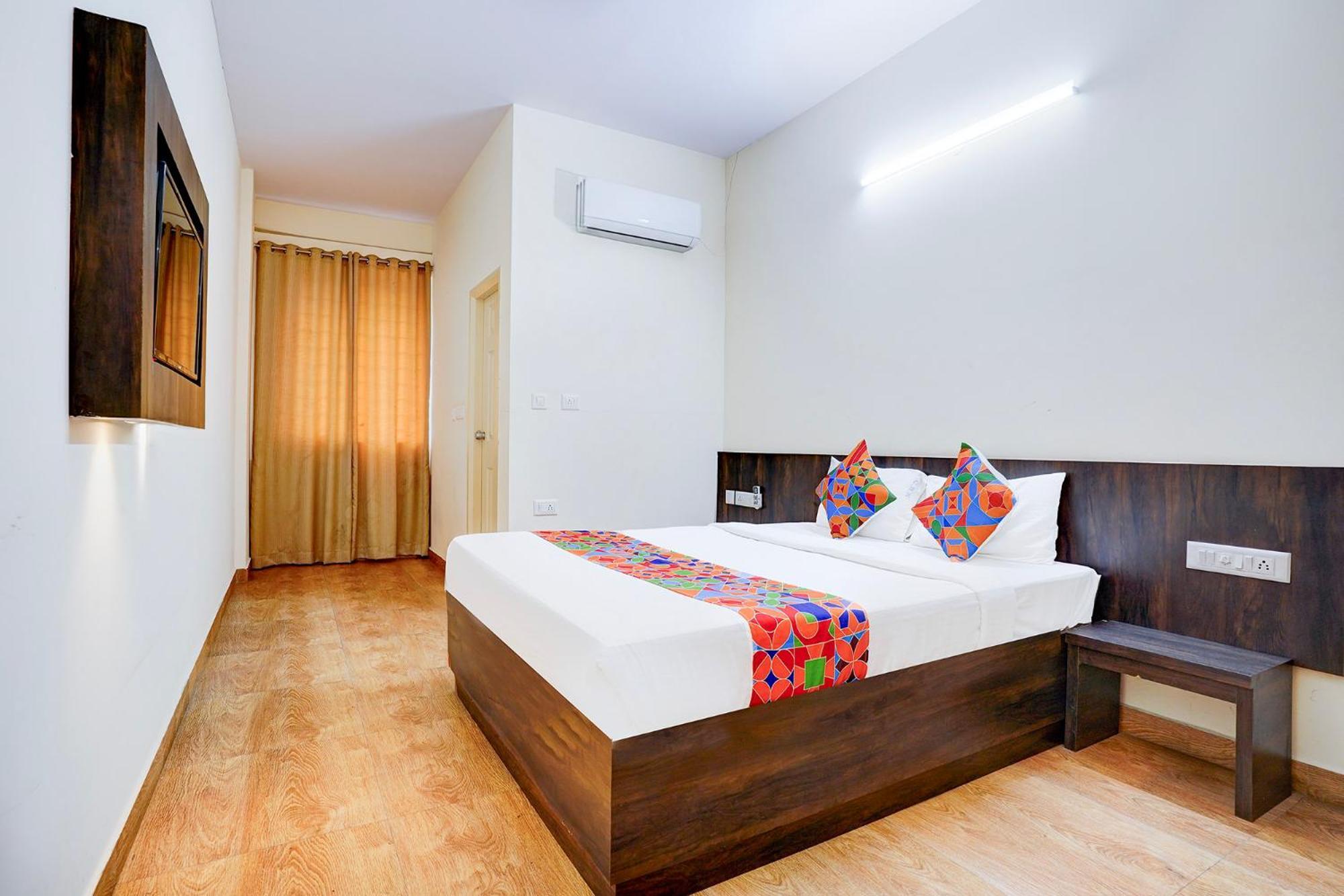 Fabhotel Grk Comforts - Jayanagar Bangalore Bagian luar foto
