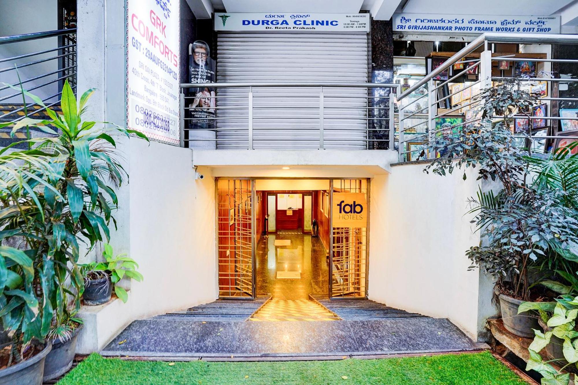 Fabhotel Grk Comforts - Jayanagar Bangalore Bagian luar foto